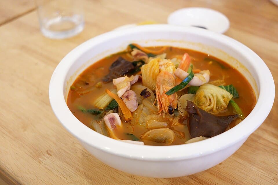 Spicy Seafood Noodle Soup
