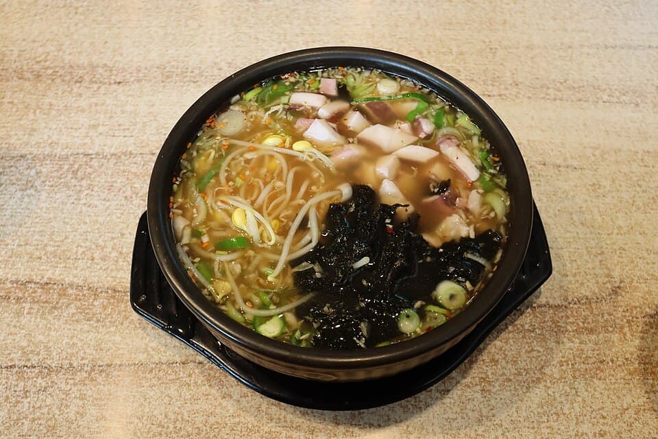 Bean Sprout Rice Soup